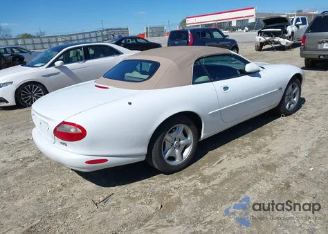 1997 Jaguar Xk8 из США, поврежденный, VIN SAJGX2744VC008883